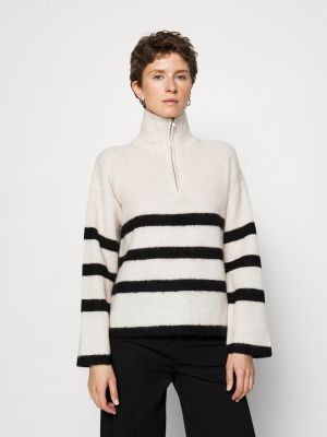 Черный свитер Selected