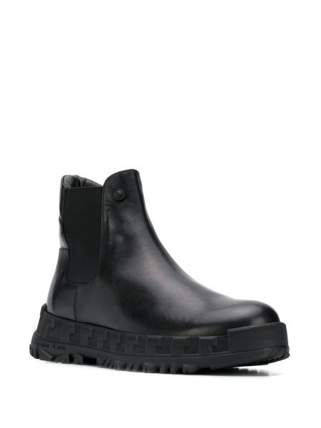 Auliniai batai Versace juoda