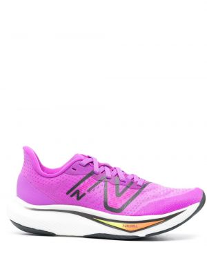 Superge New Balance FuelCell roza
