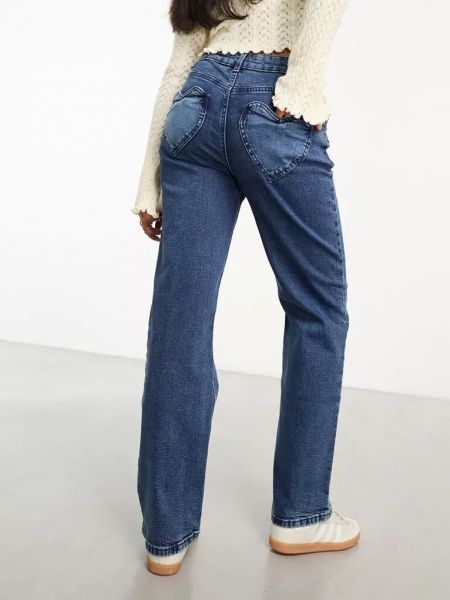 Прямые джинсы с карманами с сердечками Miss Selfridge