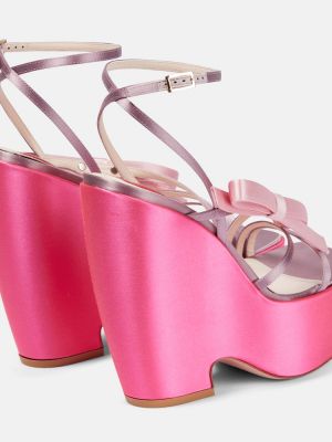 Izliektas platformas satīna sandales ar banti Roger Vivier rozā