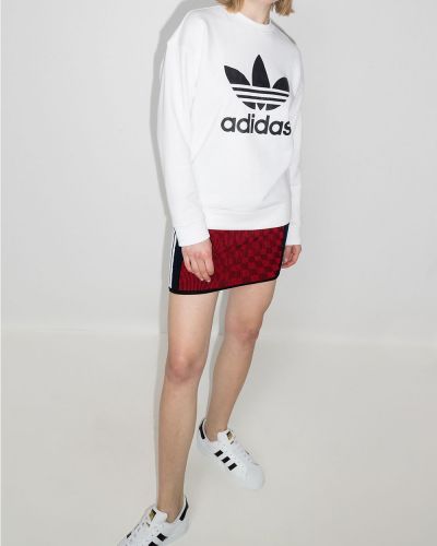 Svītrainas kapučdžemperis ar apdruku Adidas balts