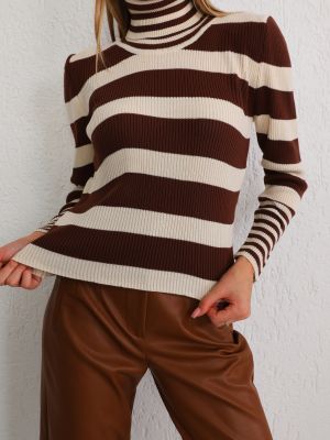 Pruhovaný sveter Bi̇keli̇fe hnedá