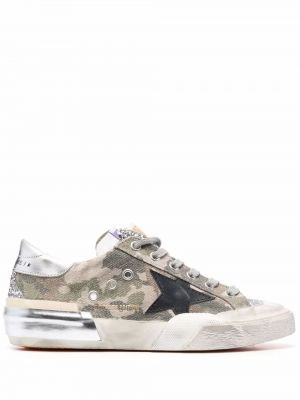 Stjernemønster kamuflere sneakers Golden Goose