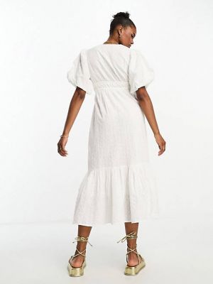 Белое платье миди на пуговицах New Look