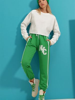 Spodnie sportowe Trend Alaçatı Stili zielone