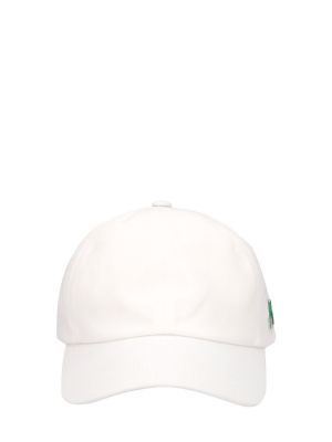 Памучна шапка с козирки Maison Kitsuné бяло