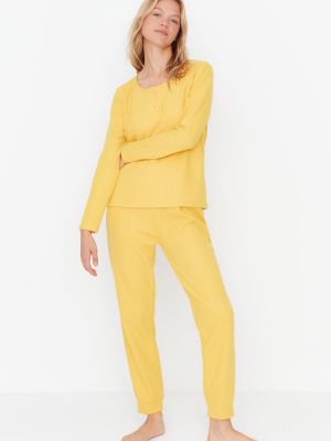Pletené pyžamo s knoflíky Trendyol žluté