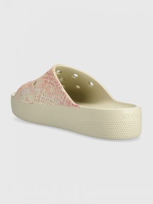 Papuci cu platformă cu imagine cu model piele de șarpe Crocs bej