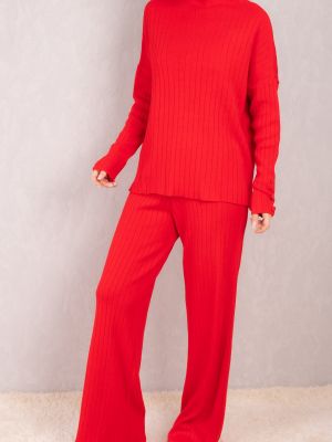 Oblek s knoflíky Armonika červený