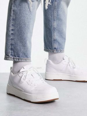 Кроссовки на шнуровке чанки Pull&bear белые