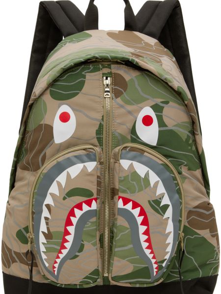Зеленый многослойный рюкзак с камуфляжным принтом в виде акулы Bape