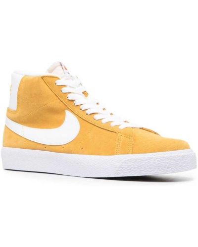 Blazer Nike amarillo
