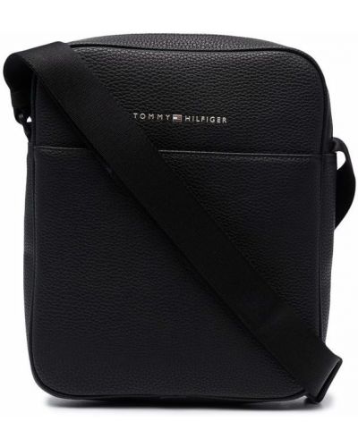 На плечо сумка с логотипом Tommy Hilfiger
