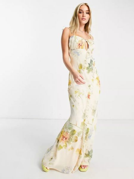 Длинное платье в цветочек с принтом с рюшами Hope And Ivy белое