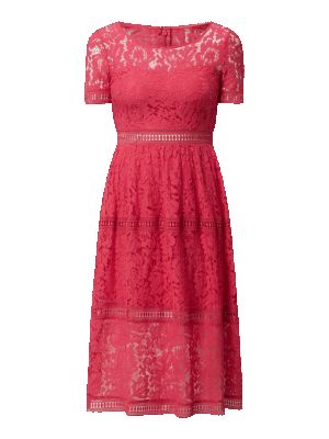 Różowa sukienka midi Apart Glamour