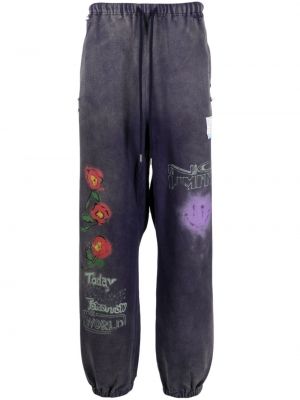 Pantaloni sport din bumbac cu imagine Maison Mihara Yasuhiro violet