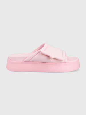 Papuci cu platformă Chiara Ferragni roz