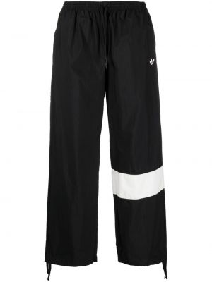 Egyenes szárú nadrág Adidas fekete