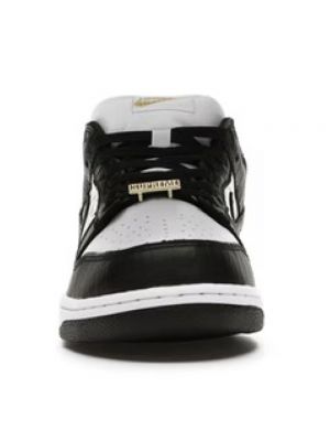 Sneakersy w gwiazdy Nike Dunk
