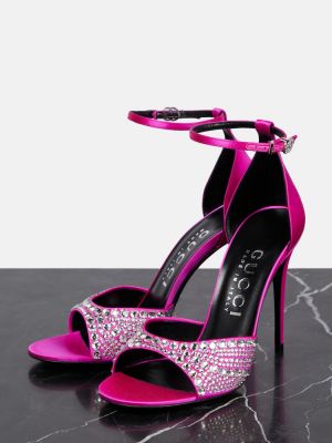 Satynowe sandały z kryształkami Gucci różowe