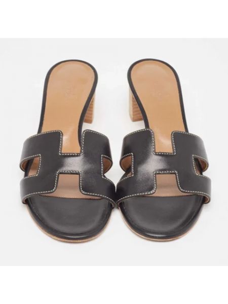 Sandalias de cuero retro Hermès Vintage negro