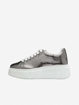 Sneakerși cu platformă Tamaris argintiu