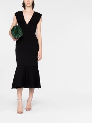 Sukienka koktajlowa z dekoltem w serek Victoria Beckham czarna