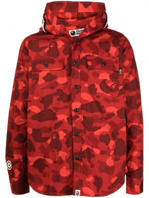 Kamuflažna jakna s kapuco s potiskom A Bathing Ape® rdeča