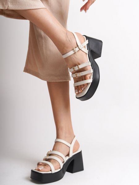 Prugaste kožne sandale s platformom Capone Outfitters
