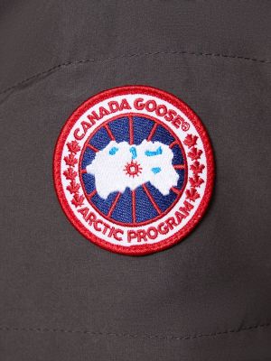 Péřová bunda z nylonu Canada Goose