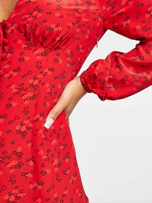 Гламурное платье миди с объемными рукавами и v-образным вырезом красное