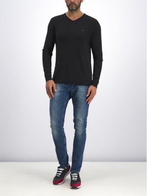 Priliehavý sveter Tommy Jeans čierna