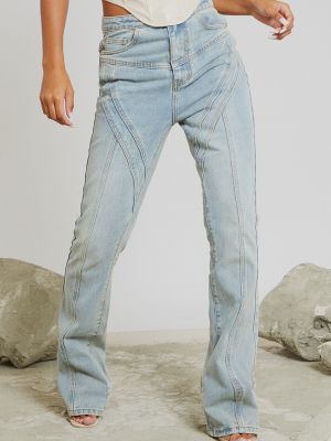 Прямые джинсы с потертостями Prettylittlething