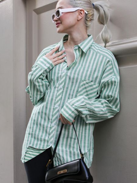 Dryžuota marškiniai oversize Madmext žalia