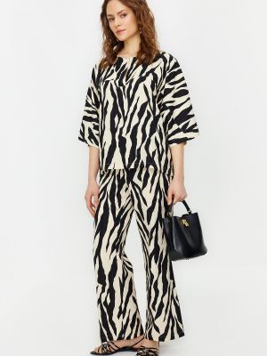 Плетен костюм с принт зебра Trendyol