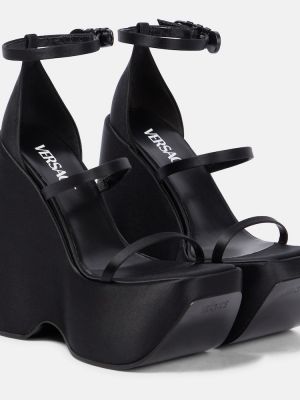 Сатинові сандалі на платформі Versace, чорні