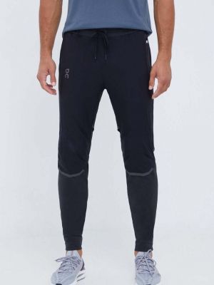 Чорні спортивні штани з аплікацією On Running