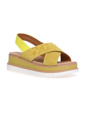 Желтые сандалии El Tempo