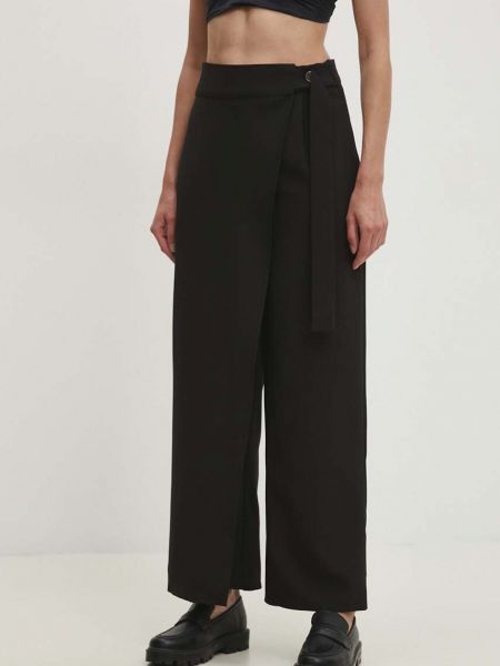 Spodnie z tkaniny z wysoką talią Answear Lab czarne