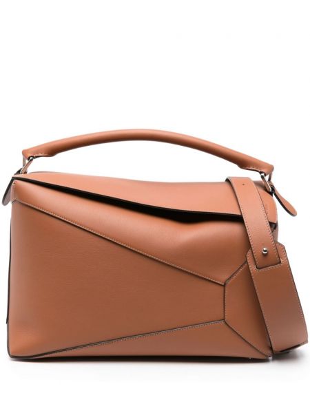 Store poser Loewe brun