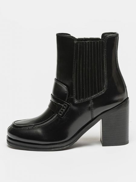 Кожаные ботинки на каблуке Bronx черные