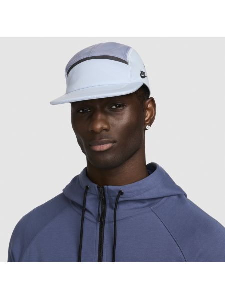 Niebieska czapka polarowa Nike