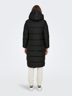 Žieminis paltas Only juoda