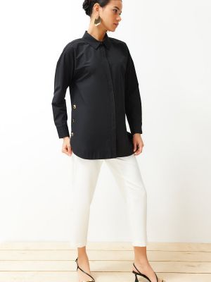 Βαμβακερό πουκάμισο με κουμπιά από λυγαριά Trendyol μαύρο