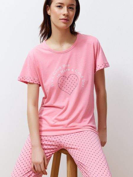Dzianinowa piżama w grochy z nadrukiem Trendyol różowa