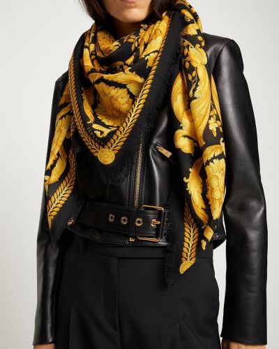 Hodvábny šál so strapcami Versace zlatá