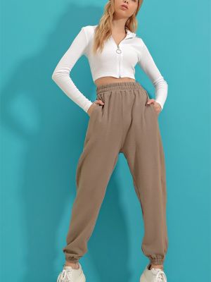 Teplákové nohavice s vysokým pásom s vreckami Trend Alaçatı Stili