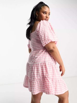 Клетчатое платье с квадратным вырезом с пышными рукавами Influence розовое