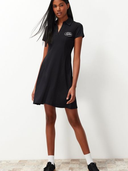 Pletené bavlněné mini šaty s výšivkou Trendyol černé